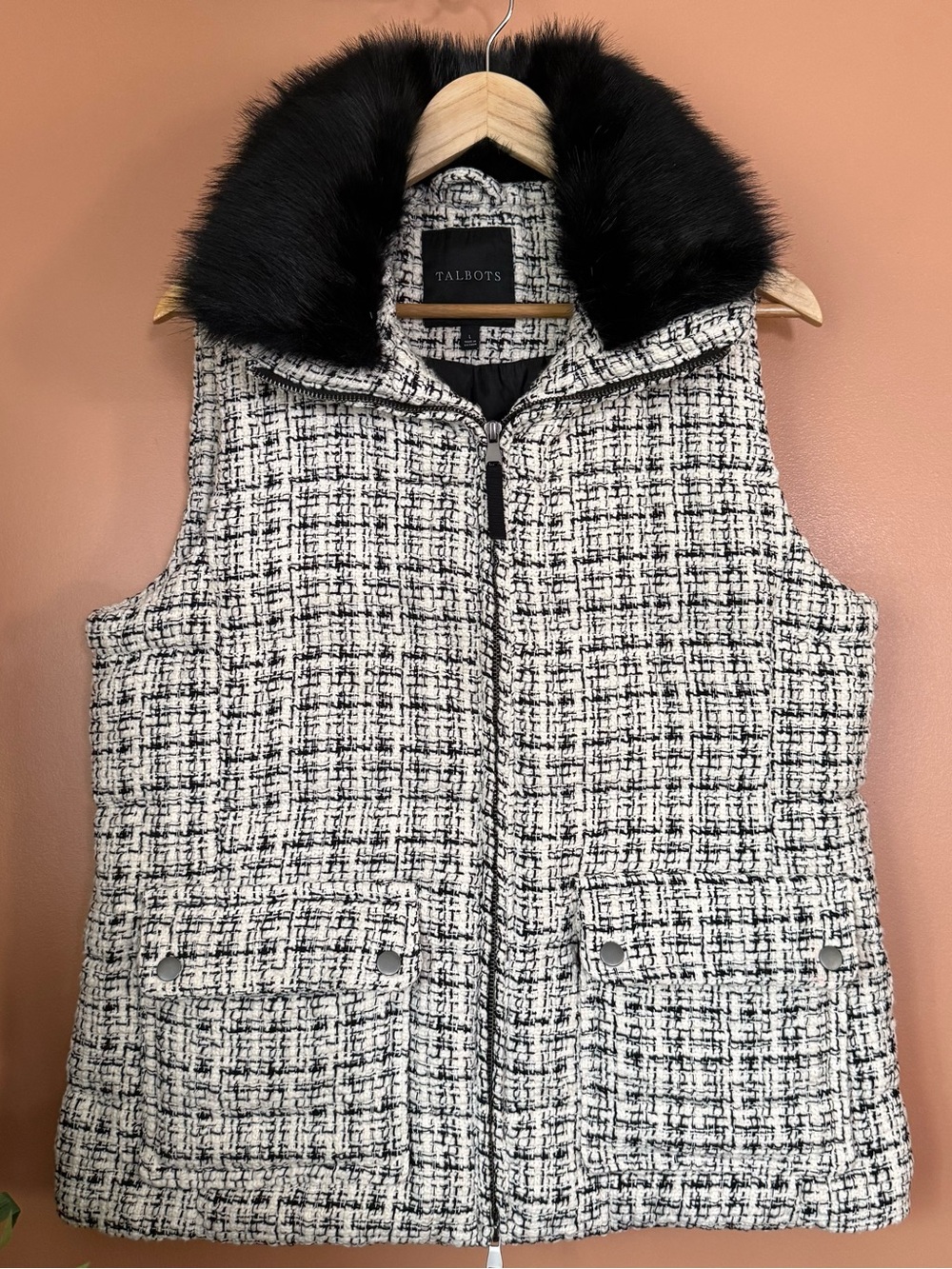 Talbots Women’s Large Black Ivory Tweed Down Puffer Vest Faux Fur Collar Chic